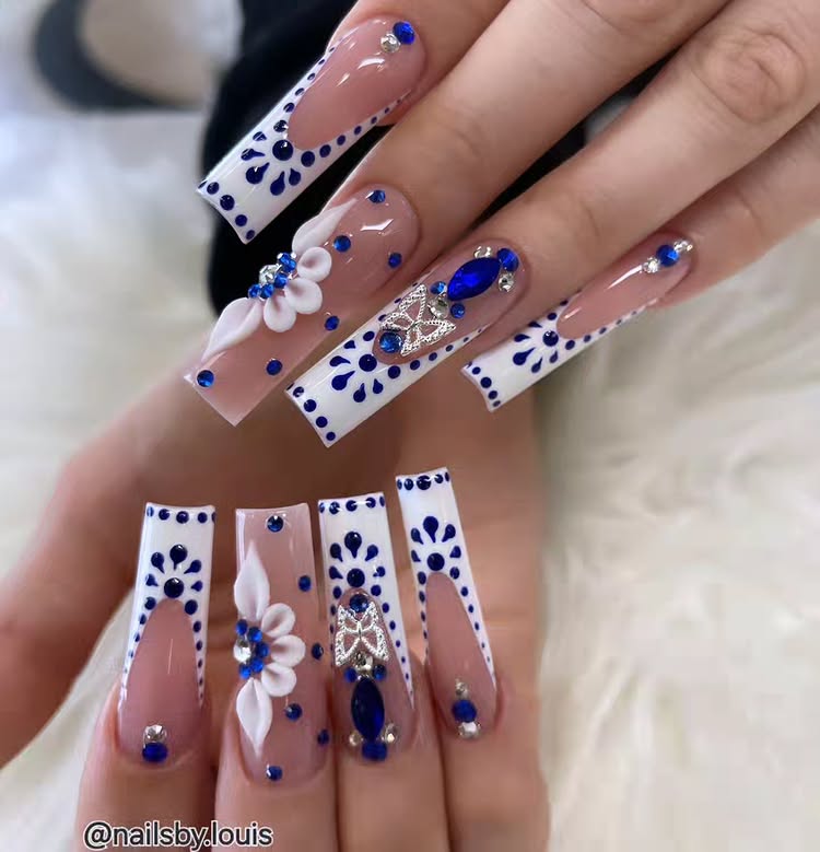Elegant Blue & White Luxury Nail Art: A Symphony of Sophistication