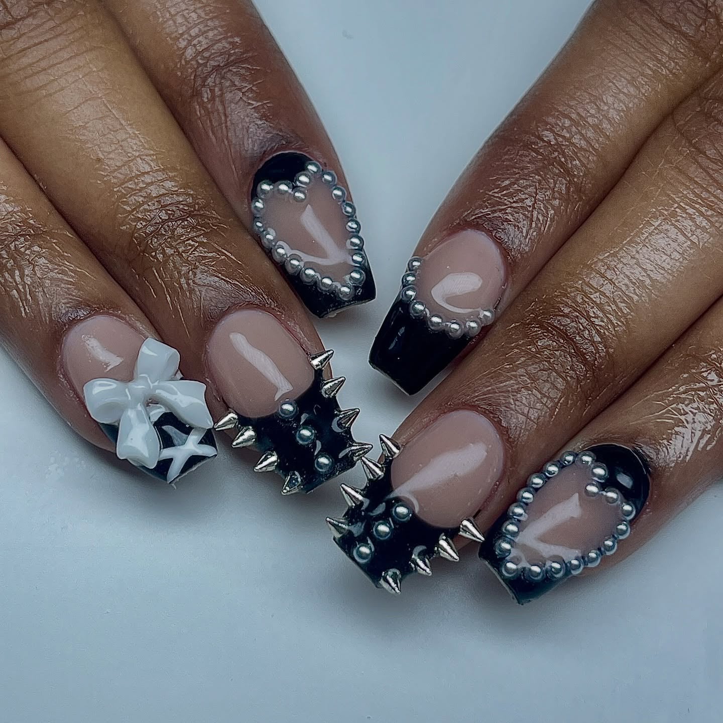 Punk Edge 24-Piece Black & White Press-On Nails Set